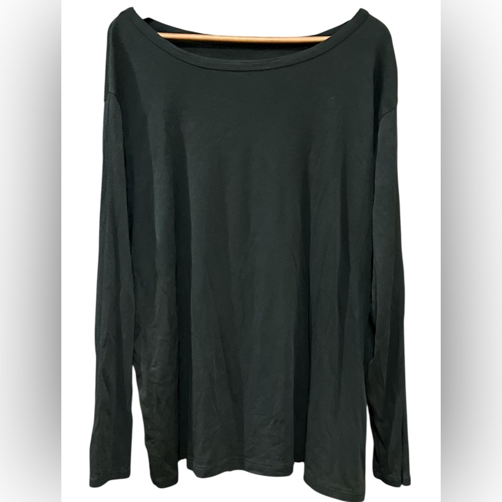 Ava & Viv Womenâs Classic Black Long Sleeve Top / T-Short size 4X